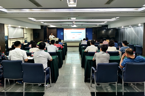 全國(guó)人大代表、沈陽(yáng)分院院長(zhǎng)韓恩厚傳達(dá)十三屆全國(guó)人大三次會(huì)議精神