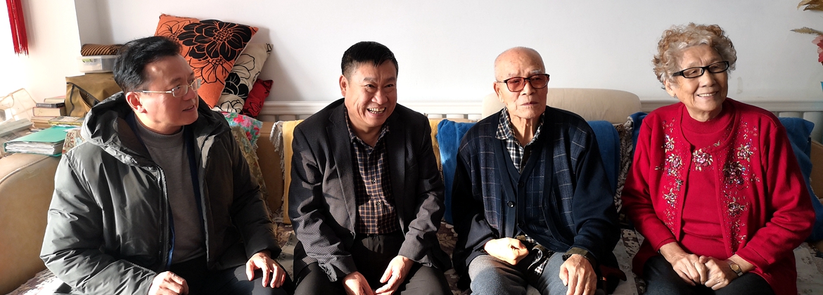 沈陽分院領(lǐng)導(dǎo)走訪慰問離退休老干部、困難黨員及困難職工