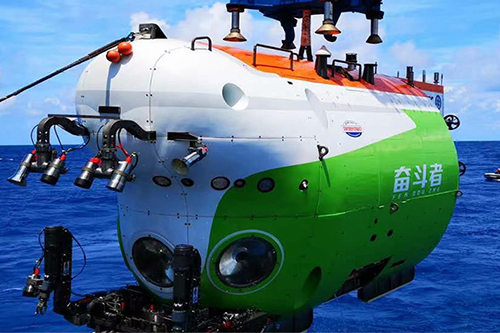 習(xí)近平致信祝賀“奮斗者”號(hào)全海深載人潛水器成功完成萬(wàn)米海試并勝利返航